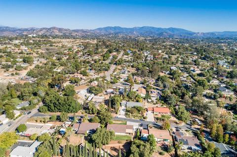 143 Amigos Way, Fallbrook, CA 92028 photo 28