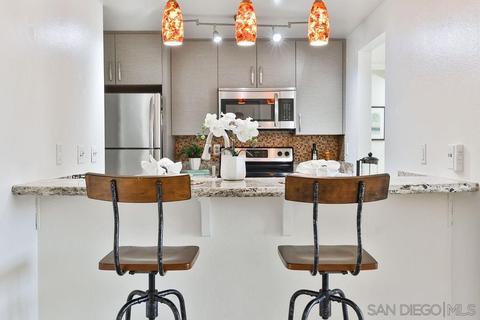 8282 Gilman Dr #42, La Jolla, CA 92037 photo 11