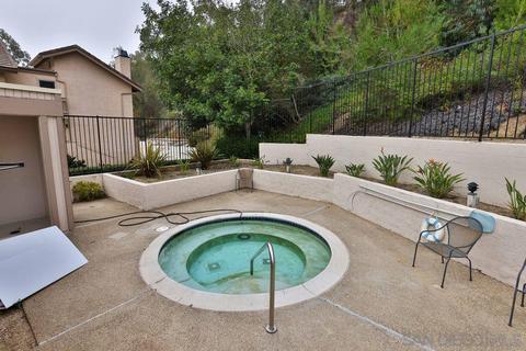 8282 Gilman Dr #42, La Jolla, CA 92037 photo 27