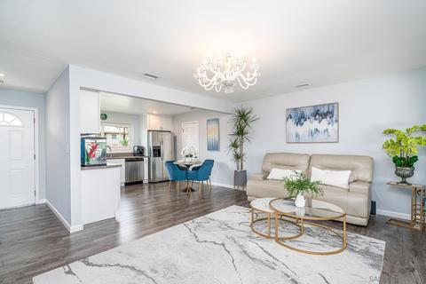 9637 W Hartland Cir, Santee, CA 92071 photo 4