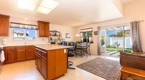 8497 Mesa Heights Rd, Santee, CA 92071 photo 5