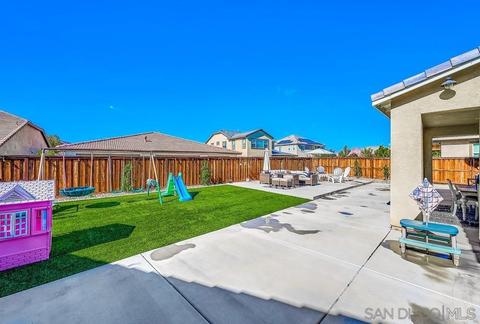 28229 Rustling Wind Cir, Menifee, CA 92585 photo 4