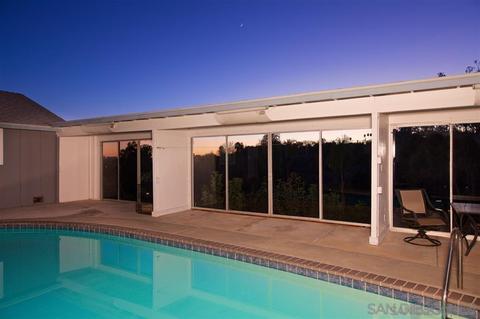 108 Hannalei Dr, Vista, CA 92083 photo 5
