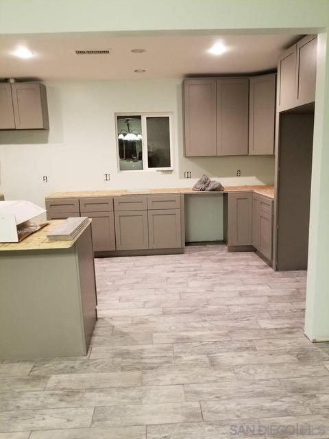 108 Hannalei Dr, Vista, CA 92083 photo 9