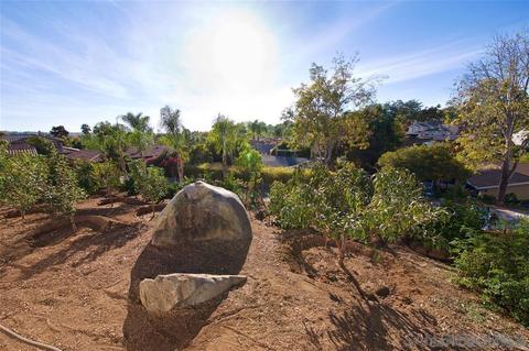 108 Hannalei Dr, Vista, CA 92083 photo 28