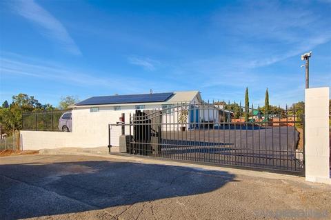 108 Hannalei Dr, Vista, CA 92083 photo 29