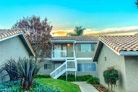 1378 Palomar Pl, Vista, CA 92084 photo 2