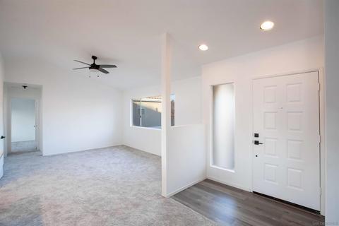 1378 Palomar Pl, Vista, CA 92084 photo 3