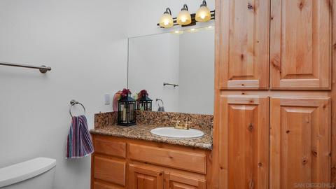 556 Hatfield Ln, Ramona, CA 92065 photo 9