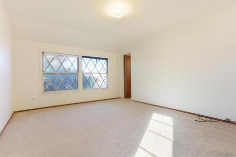 74 E Palomar Dr, Chula Vista, CA 91911 photo 13