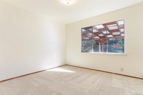 74 E Palomar Dr, Chula Vista, CA 91911 photo 16