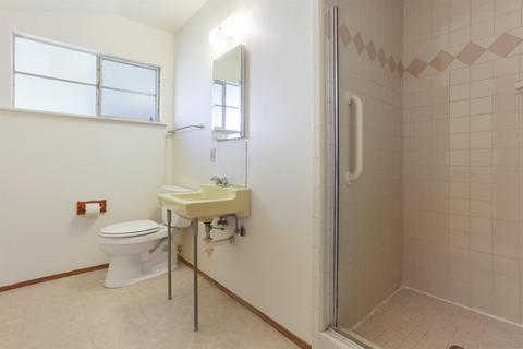 74 E Palomar Dr, Chula Vista, CA 91911 photo 14