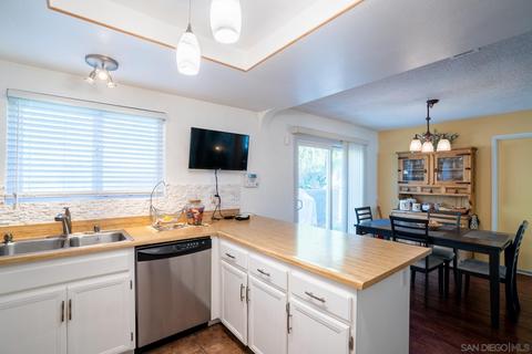 1254 Avocado Ave, Escondido, CA 92026 photo 16