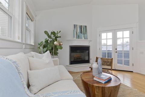 466 Orange Ave, Coronado, CA 92118 photo 12