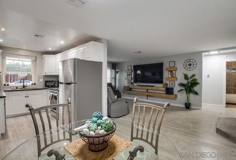 8849 Ellenwood Cir, Spring Valley, CA 91977 photo 15