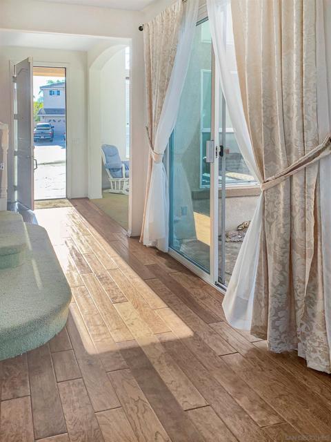 1375 Brookside Pl, Chula Vista, CA 91913 photo 2