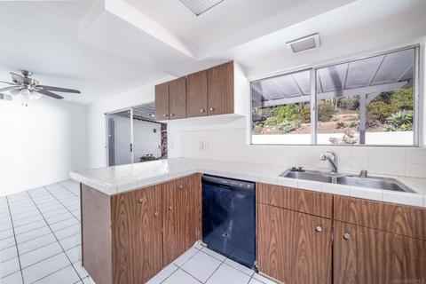 1912 Hidden Mesa Rd, El Cajon, CA 92019 photo 12