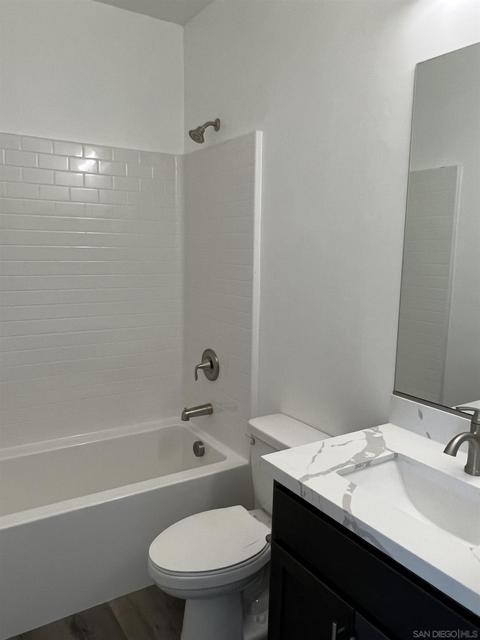 12341 Single Oak Ct, Lakeside, CA 92040 photo 5
