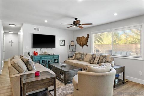 13766 Mckenzie Ave, Poway, CA 92064 photo 9