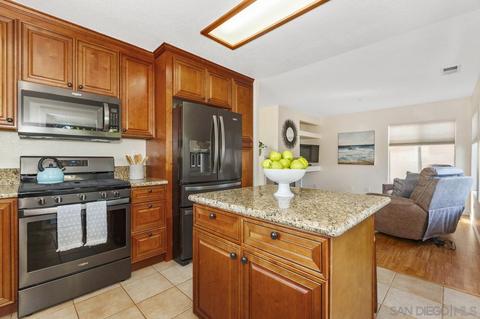 270 Brookview Ct, Santee, CA 92071 photo 3