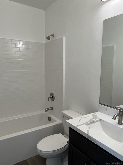 12317 Single Oak Ct, Lakeside, CA 92040 photo 9