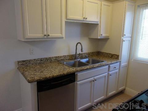1472 Iris Ave #11, Imperial Beach, CA 91932 photo 9