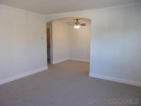 1472 Iris Ave #11, Imperial Beach, CA 91932 photo 2