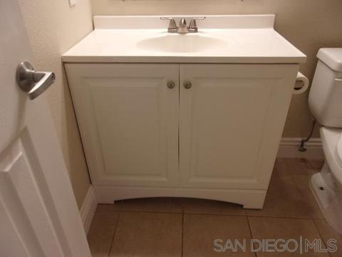1472 Iris Ave #11, Imperial Beach, CA 91932 photo 11