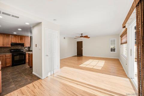 1651 S Juniper St #67, Escondido, CA 92025 photo 11