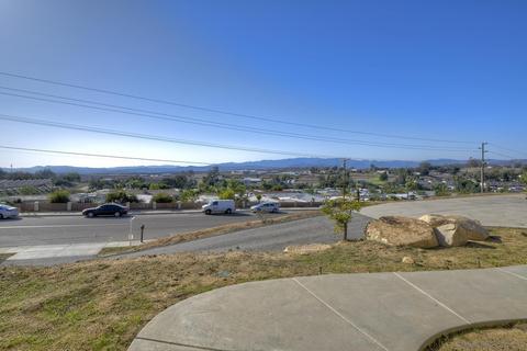 1550 Alturas Rd, Fallbrook, CA 92028 photo 4