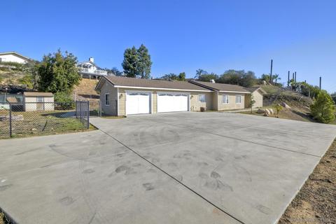 1550 Alturas Rd, Fallbrook, CA 92028 photo 2