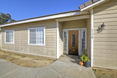 1550 Alturas Rd, Fallbrook, CA 92028 photo 1
