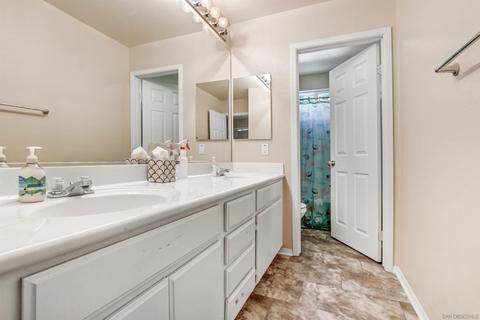32400 Pensador St, Temecula, CA 92592 photo 23