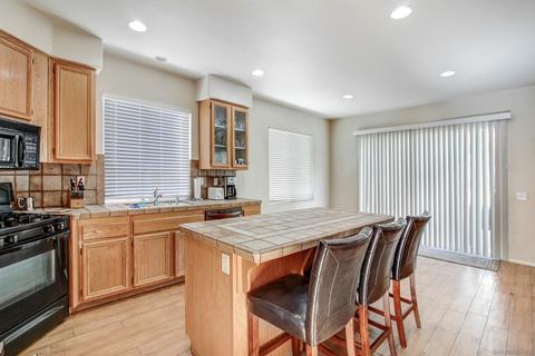 32400 Pensador St, Temecula, CA 92592 photo 6