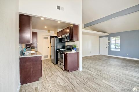 440 Parkside Dr, Oceanside, CA 92058 photo 9