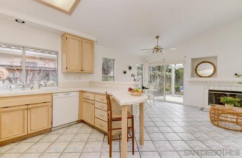 81 Avenida Descanso, Oceanside, CA 92057 photo 13