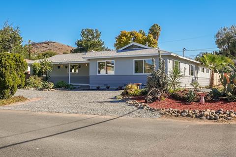 1303 Arlington Pl, El Cajon, CA 92021 photo 2