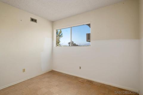 691 Gilbert Pl, Chula Vista, CA 91910 photo 9