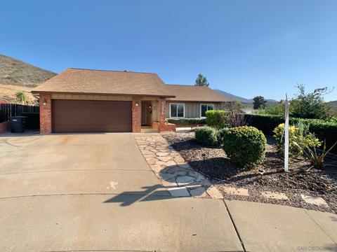 11009 Hansom Ln, Spring Valley, CA 91978 photo 2