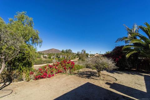 5986 Bertro Dr, La Mesa, CA 91942 photo 22