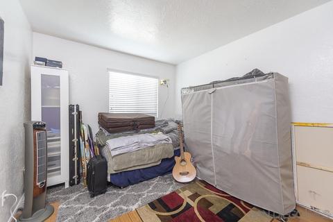 9436 Carlton Oaks #B, Santee, CA 92071 photo 18
