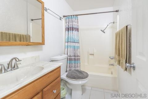 9436 Carlton Oaks #B, Santee, CA 92071 photo 15
