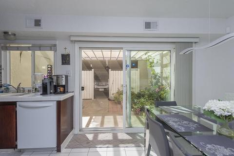 9436 Carlton Oaks #B, Santee, CA 92071 photo 6