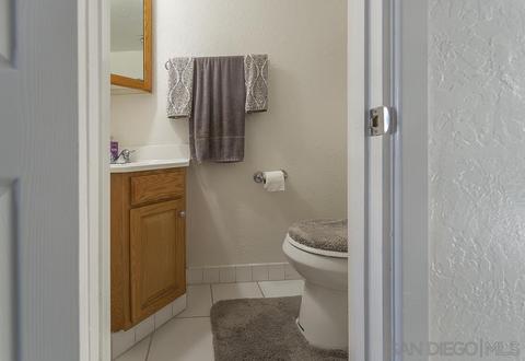 9436 Carlton Oaks #B, Santee, CA 92071 photo 22