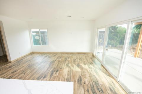 546 E J St, Chula Vista, CA 91910 photo 10