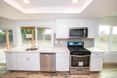 546 E J St, Chula Vista, CA 91910 photo 5