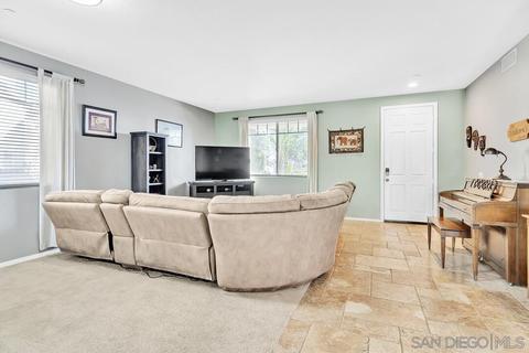 1310 E Taylor St, Vista, CA 92084 photo 3