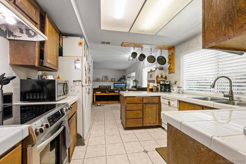 15041 Hesta St, Poway, CA 92064 photo 9