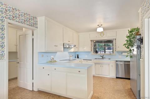 927 Pinecrest Ave, Escondido, CA 92025 photo 12