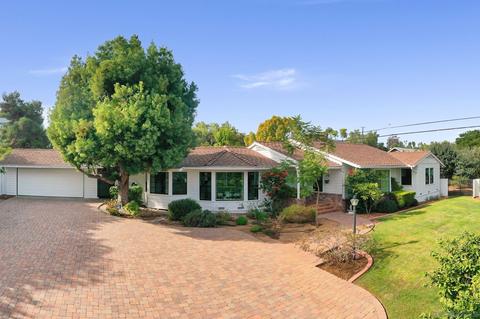 927 Pinecrest Ave, Escondido, CA 92025 photo 1
